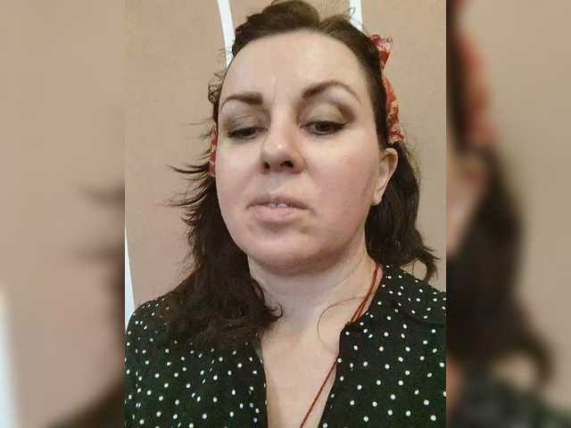 OpenGirl's BongaCams show and profile