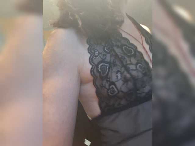 OpenGirl live cam preview