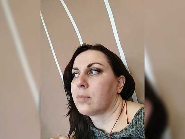 OpenGirl's BongaCams show and profile