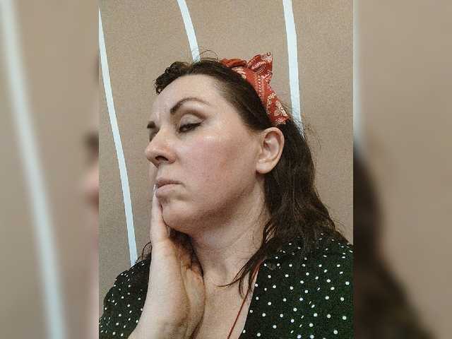 OpenGirl's BongaCams show and profile