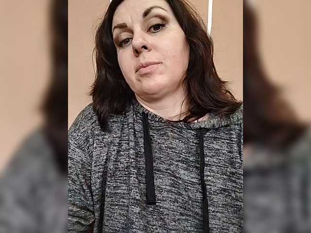 OpenGirl's BongaCams show and profile