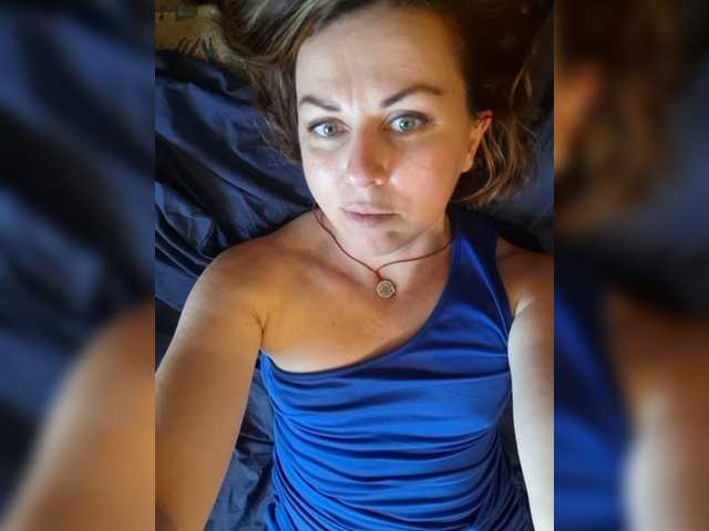 OpenGirl live cam on BongaCams