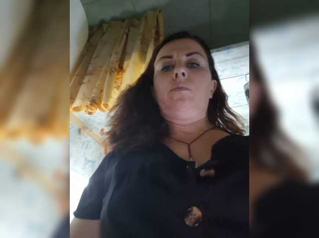 OpenGirl live cam preview