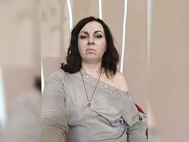 OpenGirl's BongaCams show and profile