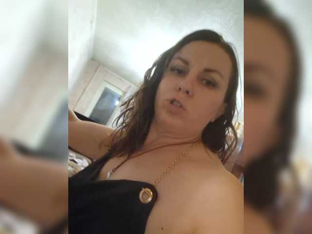 OpenGirl live cam on BongaCams