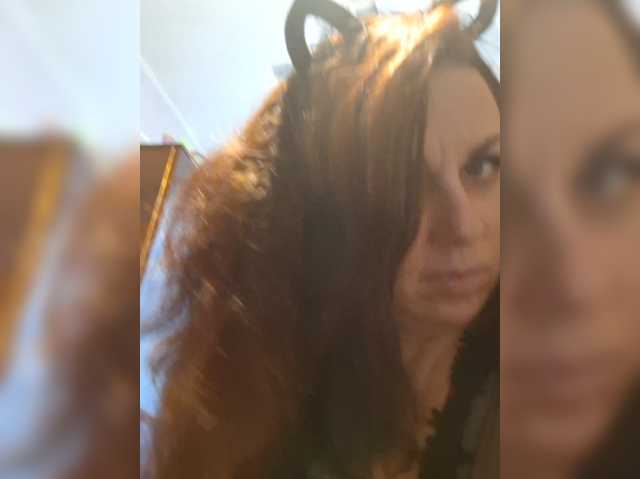 OpenGirl live cam preview