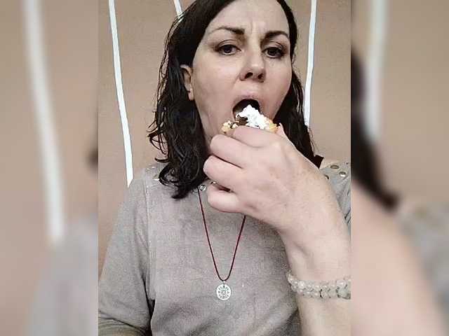 OpenGirl's BongaCams show and profile