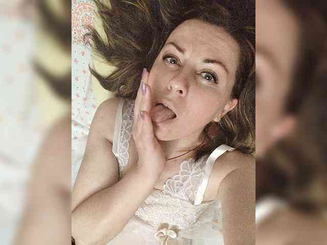 OpenGirl webcam