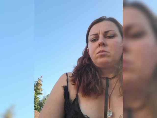 OpenGirl's webcam live show