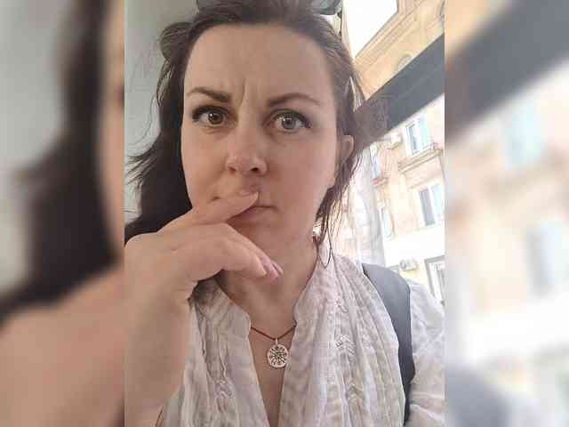OpenGirl webcam