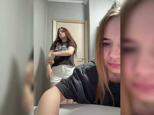 KiraCouple's BongaCams profile