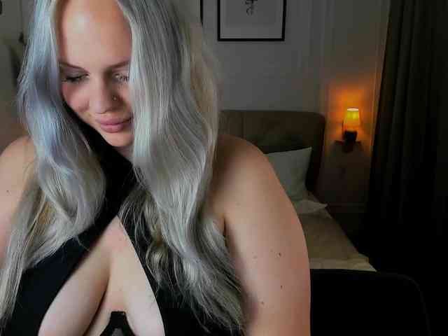 BlondiNi webcam