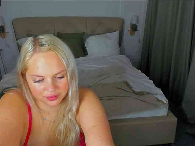 BlondiNi webcam