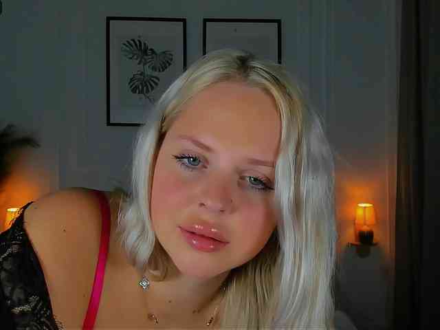 BlondiNi webcam