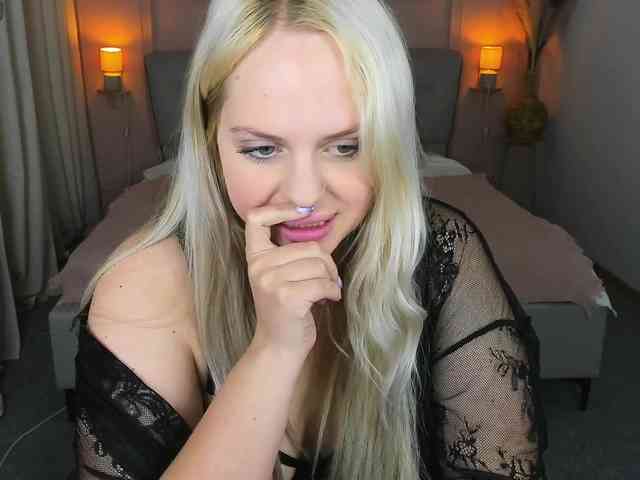 BlondiNi webcam