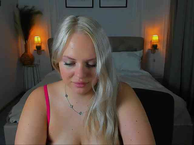 BlondiNi webcam