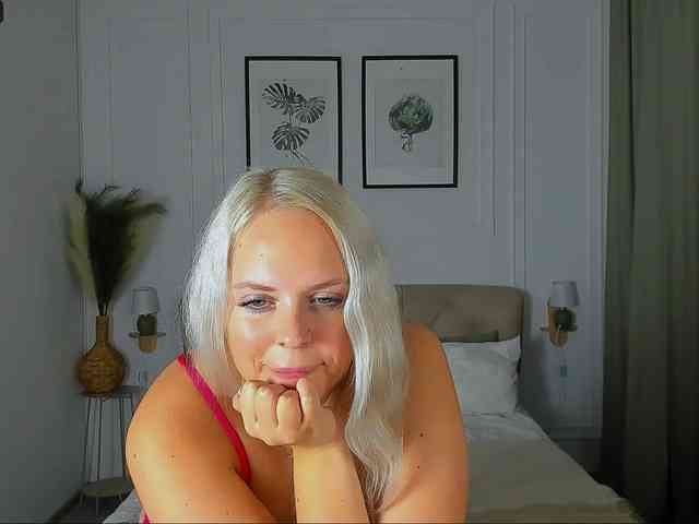 BlondiNi webcam