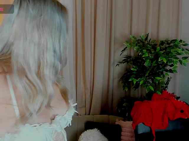 BlondiNi webcam
