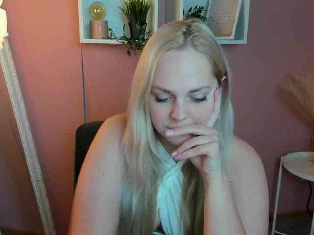 BlondiNi webcam