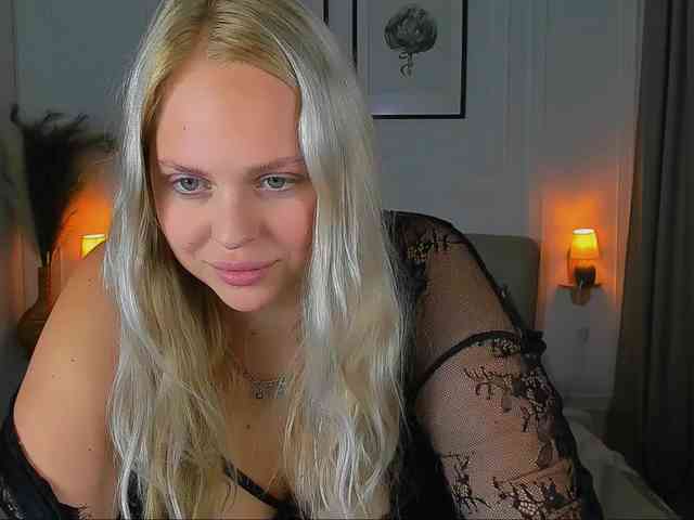 BlondiNi webcam