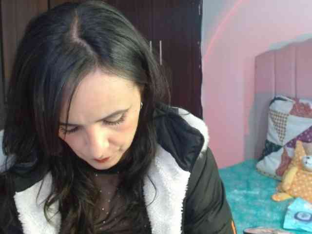 ValeriaGomezz webcam