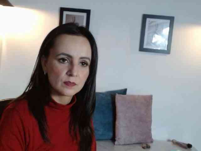 ValeriaGomezz webcam