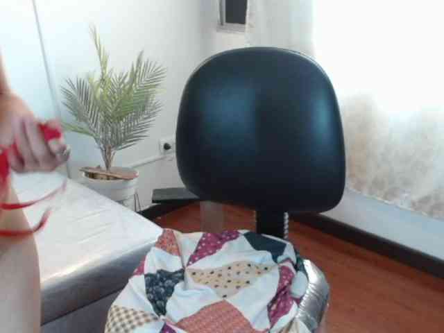 ValeriaGomezz webcam