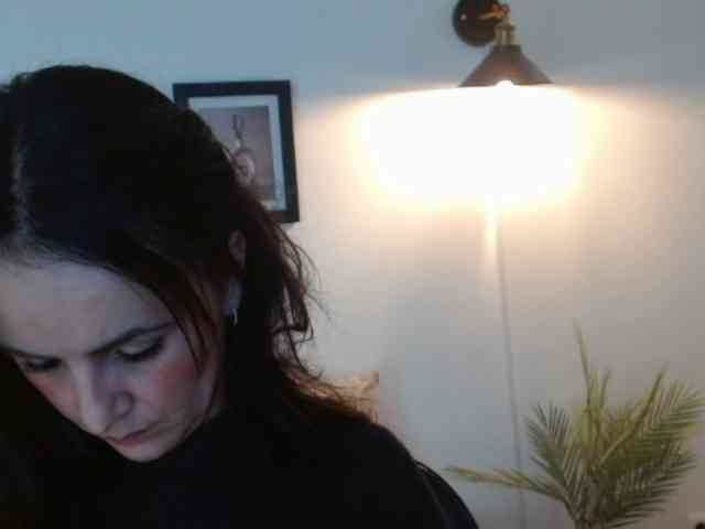 ValeriaGomezz webcam