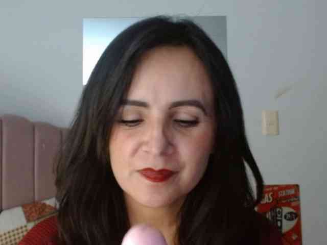 ValeriaGomezz webcam