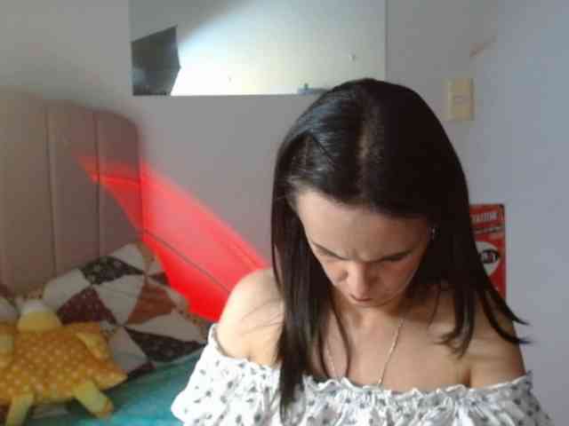 ValeriaGomezz webcam