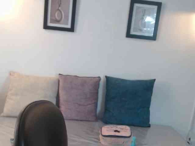 ValeriaGomezz webcam