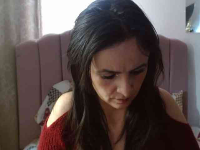 ValeriaGomezz webcam