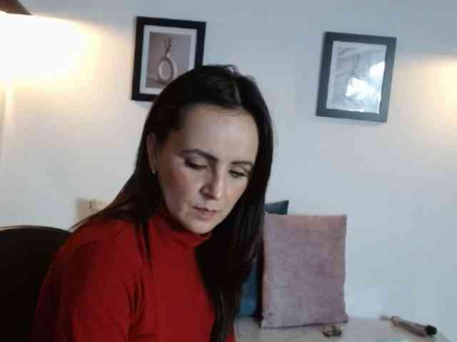 ValeriaGomezz webcam