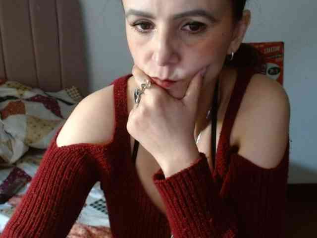 ValeriaGomezz webcam