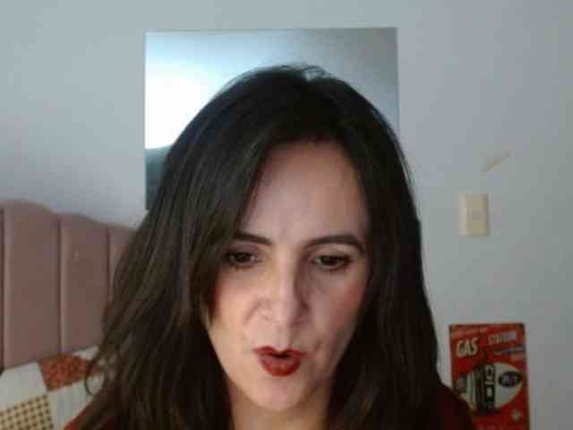 ValeriaGomezz webcam