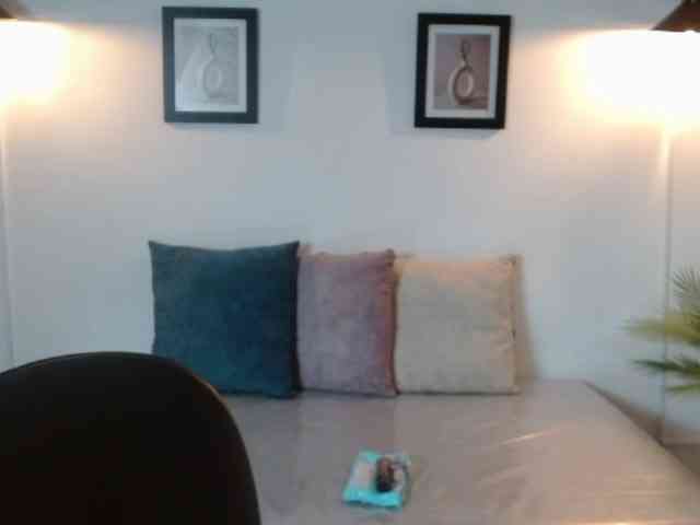 ValeriaGomezz webcam