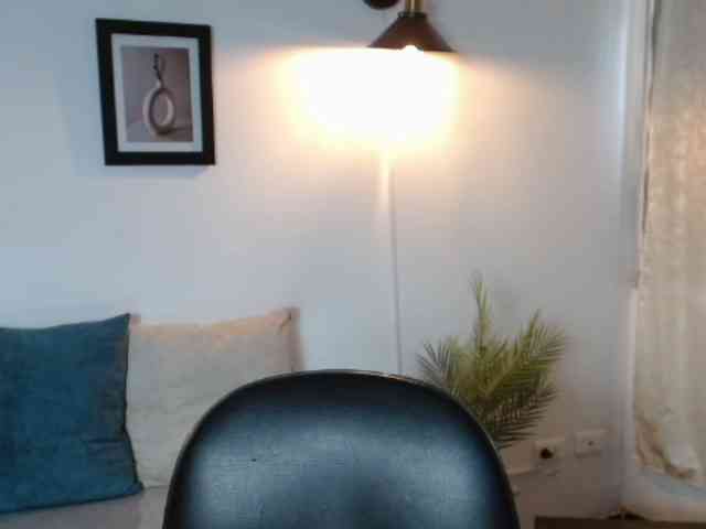 ValeriaGomezz webcam