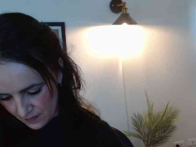 ValeriaGomezz webcam