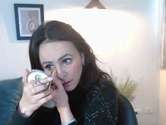 ValeriaGomezz webcam