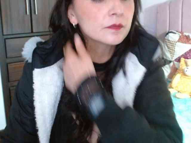 ValeriaGomezz webcam