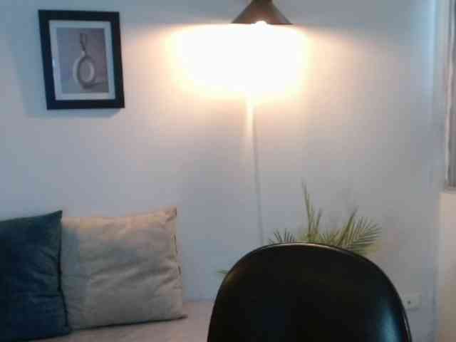 ValeriaGomezz webcam