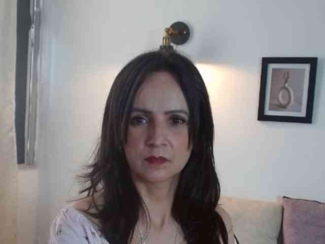 ValeriaGomezz webcam