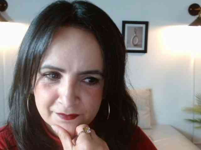 ValeriaGomezz webcam