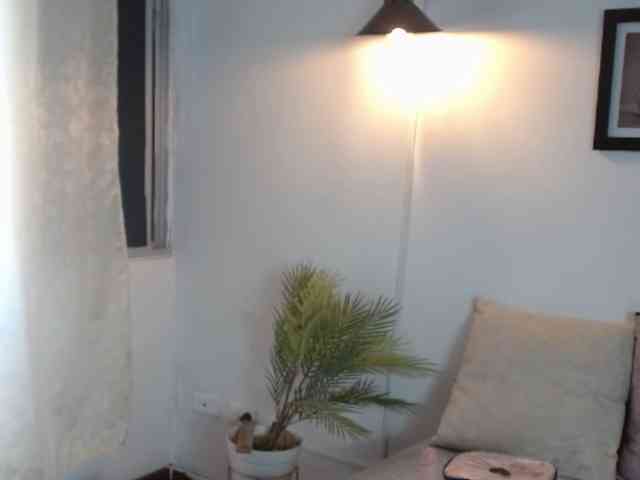 ValeriaGomezz webcam