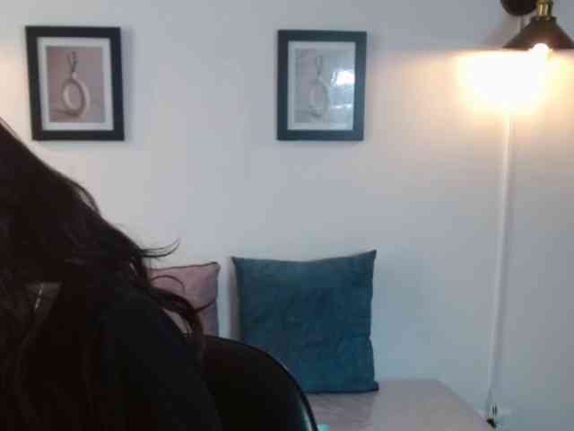 ValeriaGomezz webcam