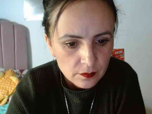 ValeriaGomezz webcam