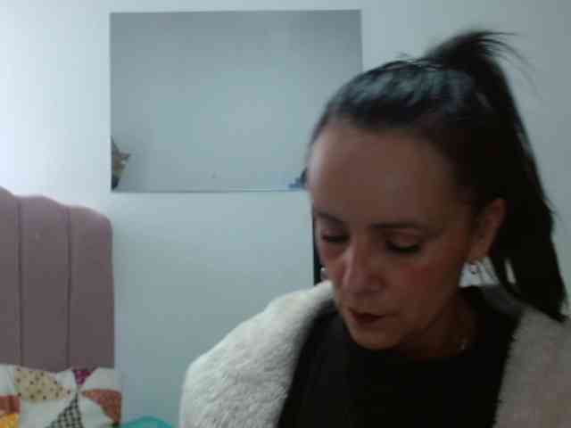 ValeriaGomezz webcam