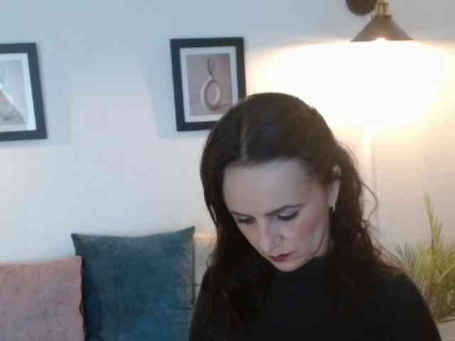 ValeriaGomezz webcam