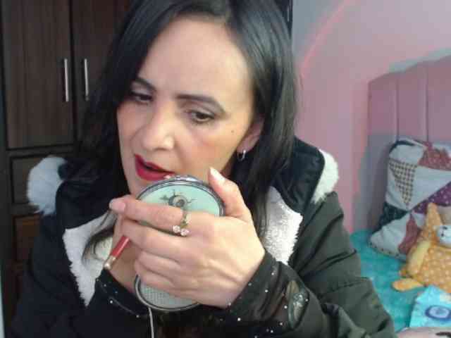 ValeriaGomezz webcam