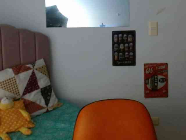 ValeriaGomezz webcam